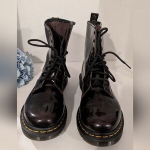 Dr. Martens 1460 8-eyelet boots in cherry red Arcadia leather. Sz9 EU 41